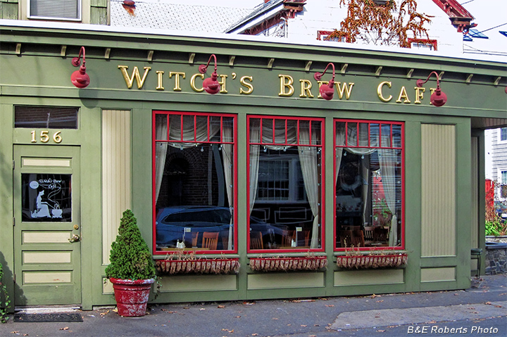 Witch_Cafe
