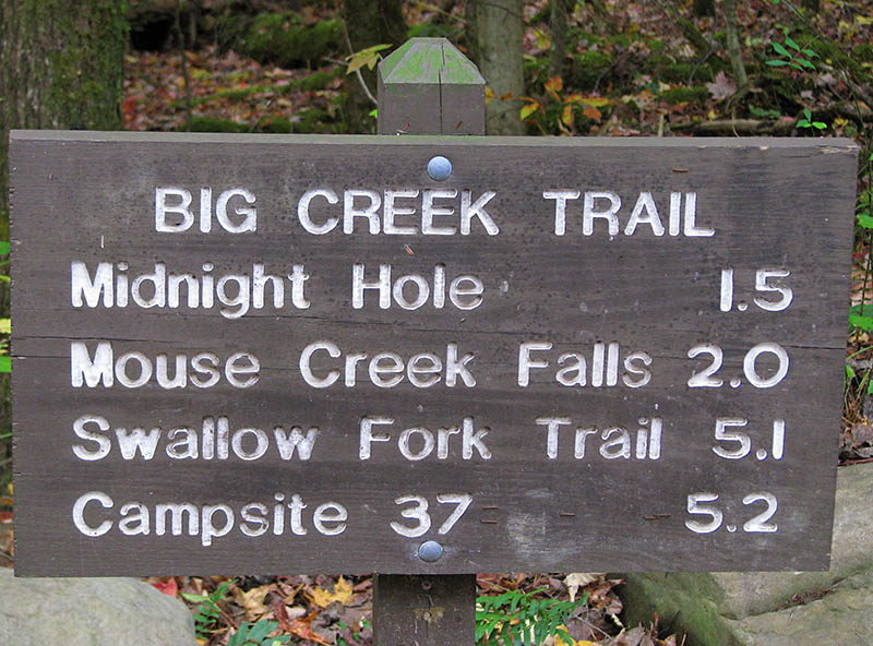 Trail_sign