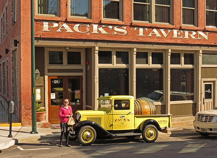 Pack_Tavern