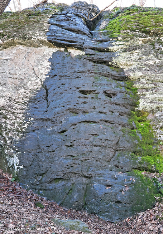 Seeping_Cliff