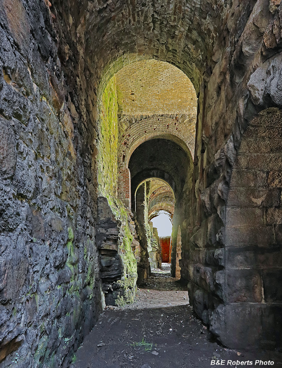 Rear_passage