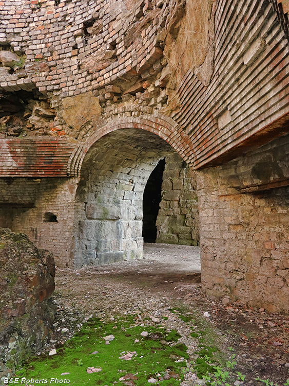 Interior_arch