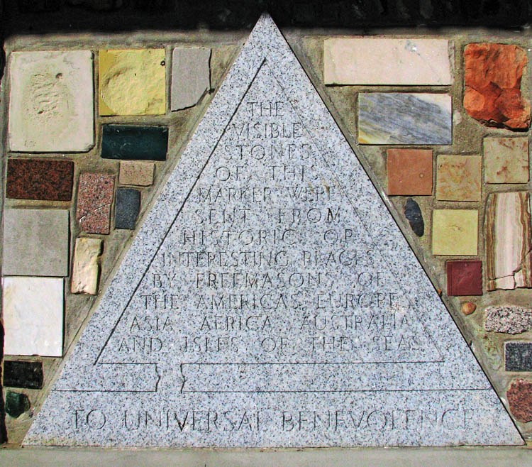 Masonic_Pyramid