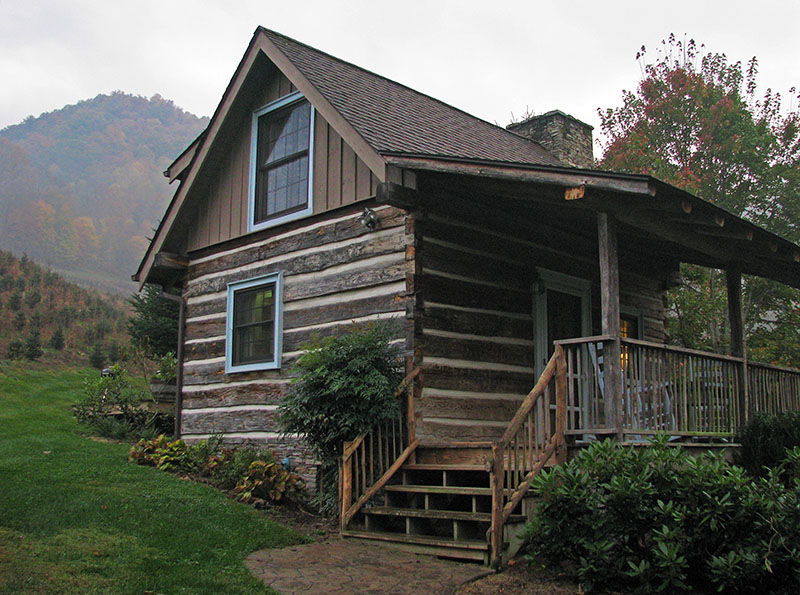 Overcast_morning_cabin