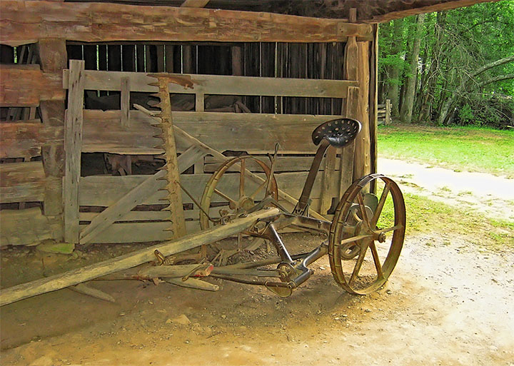 Farm_equipment