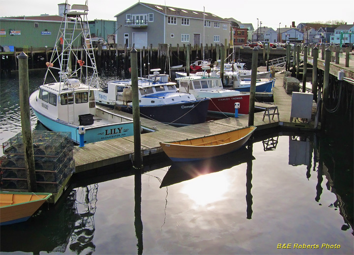 Boats_at_dock