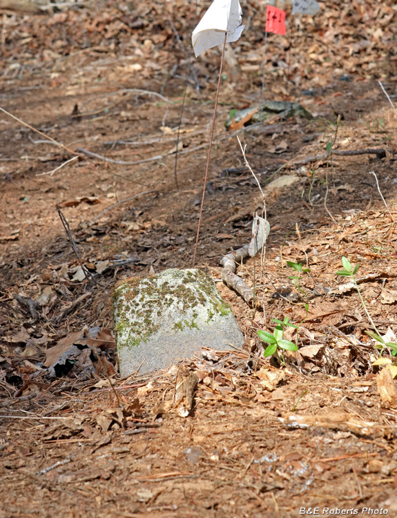 Gettis_grave_marker