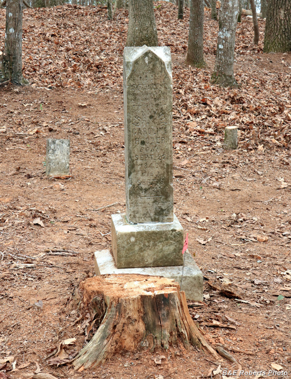 Araminta_Caroline_Hooper_gravestone