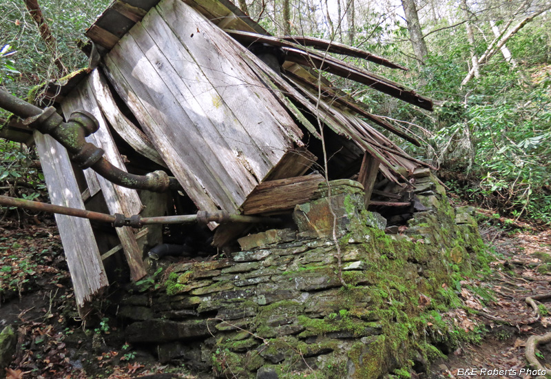 Generator_building_ruins