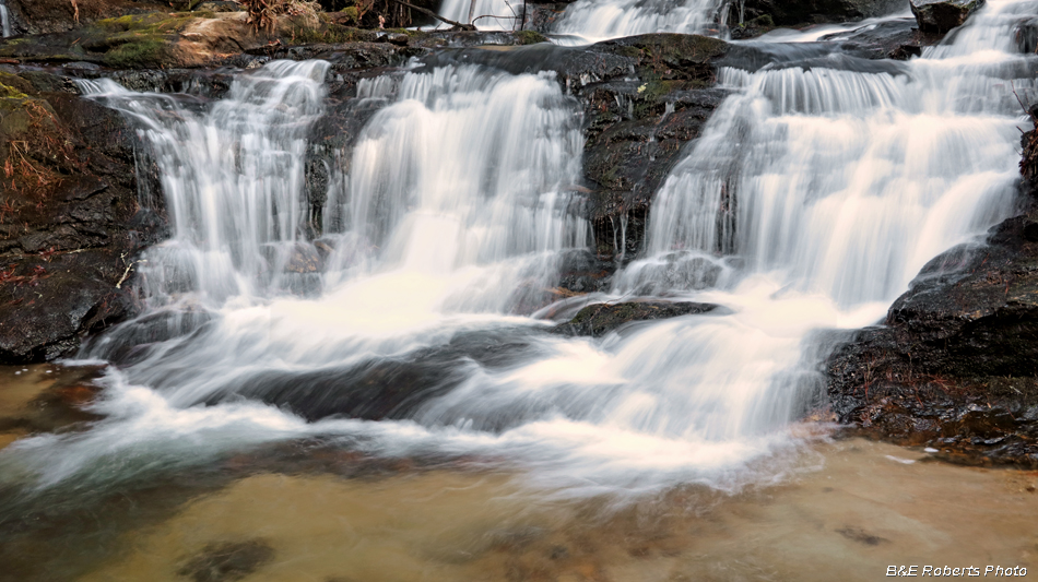 Bryant_Crk_Falls_lower