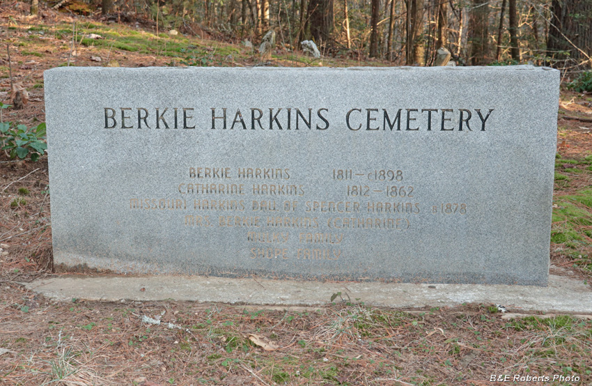 Cemetery_entrance