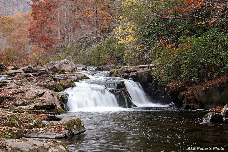 Nantahala_waterfall