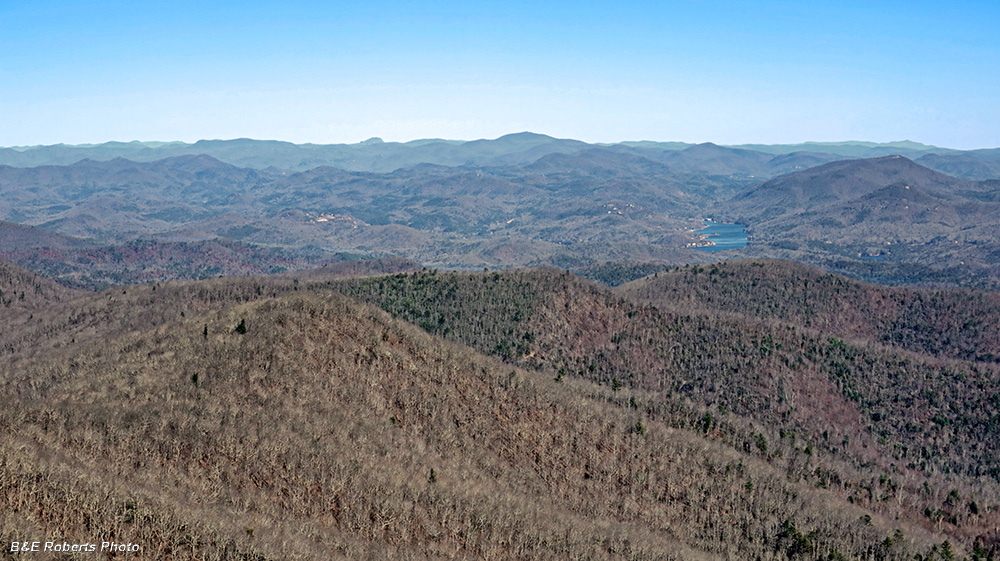 Ooutcrop_view_east_zoomed