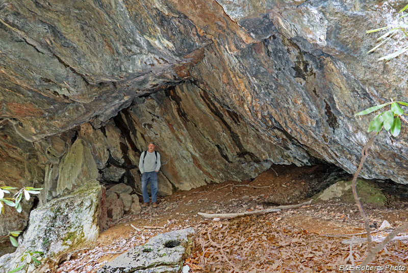 Bedrock_Mortar_Rock_Shelter