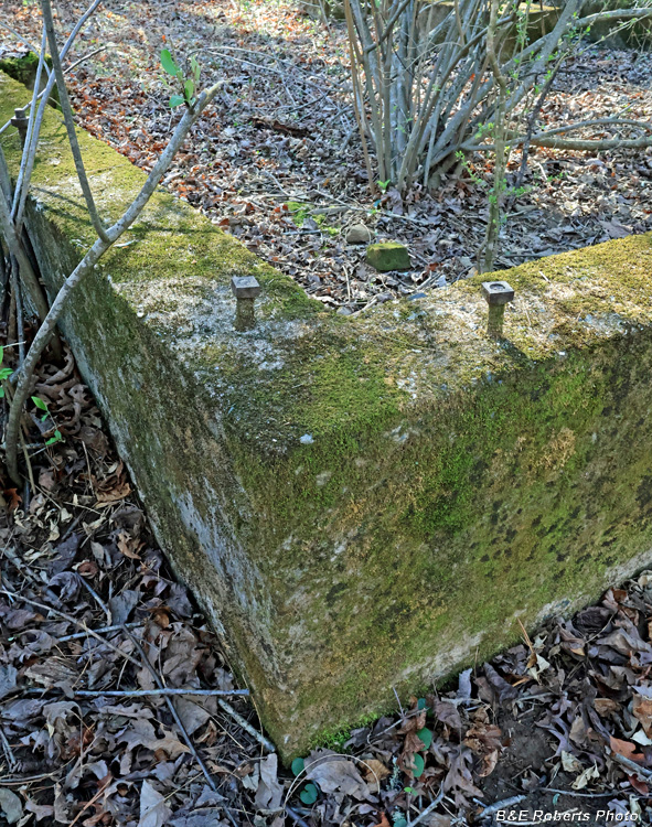 Main_foundation-corner