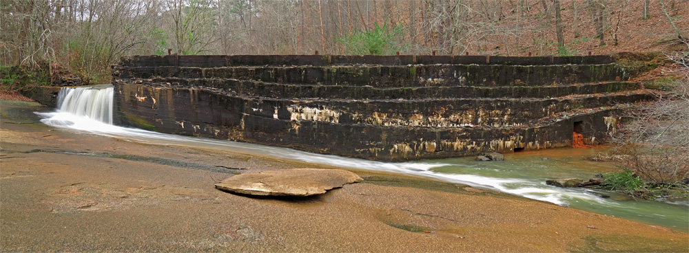 Lower_dam_panorama