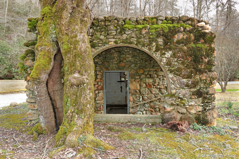 Springhouse