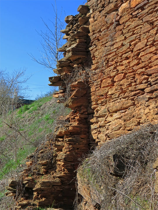 Wall_ruin