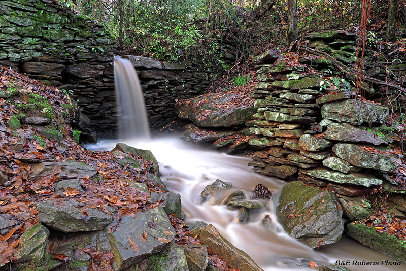 Weeping_Wall