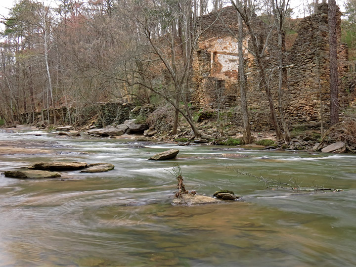 Ruins_across_creek