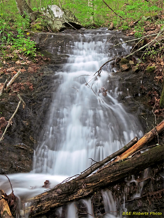 Bell_Creek_upper_falls