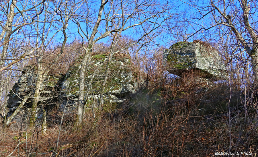 Lemons_Gap_E-boulders