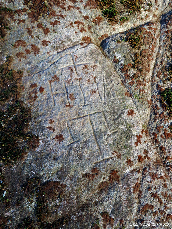 Petroglyph_Rock-recent_carving