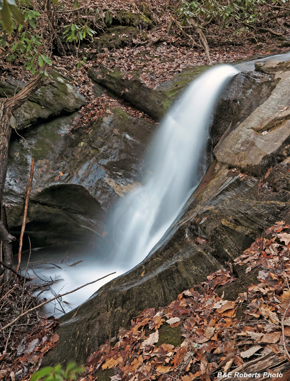 Maney_gorge_falls