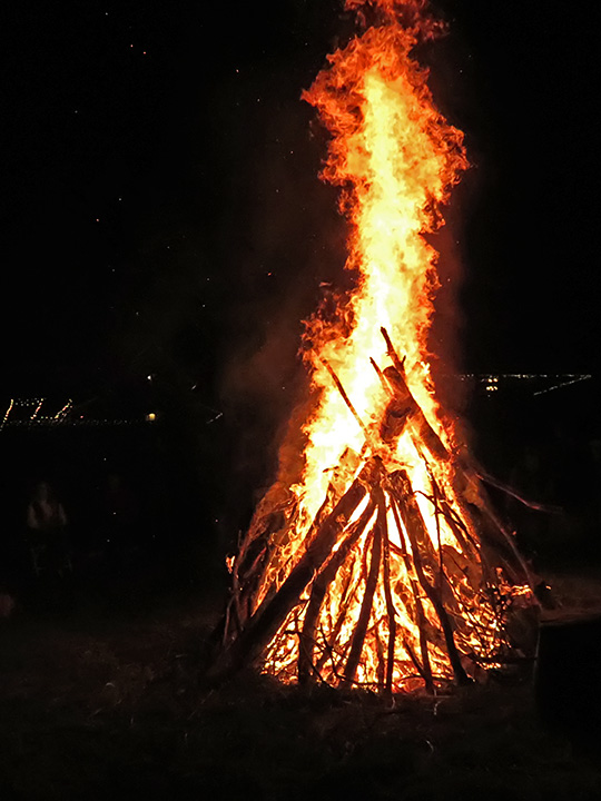 Solstice_Bonfire