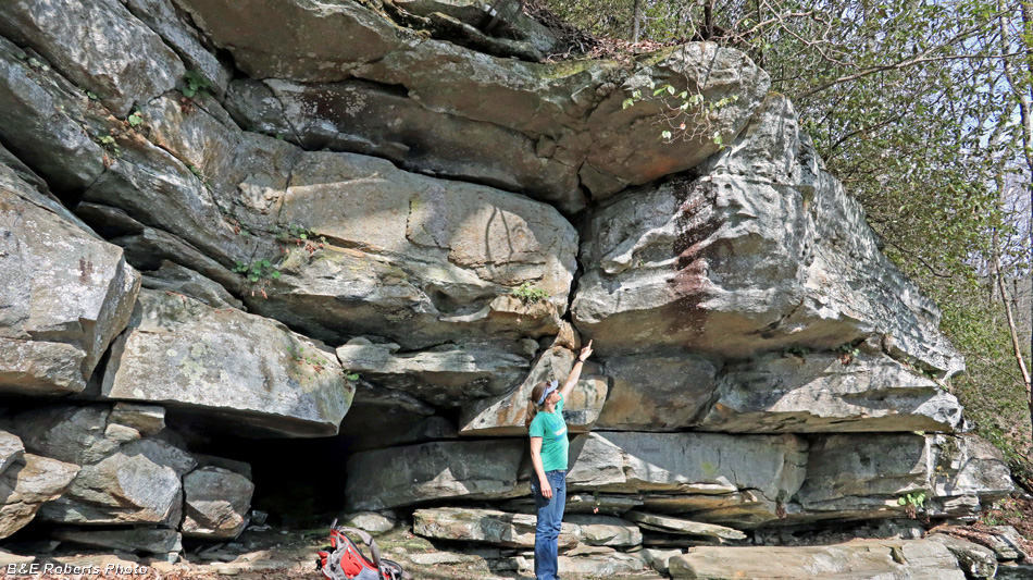 Rondinones' Adventures: Devil's Den Cave - Ashland, NH