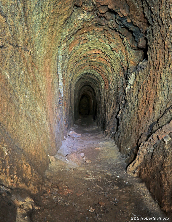 Tunnel