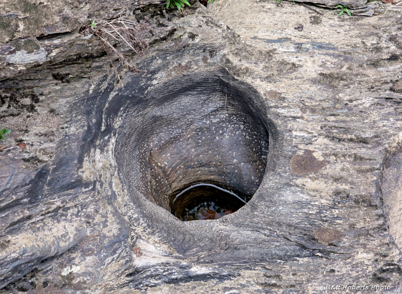 Pothole