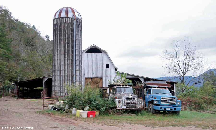 Barn_and_silo