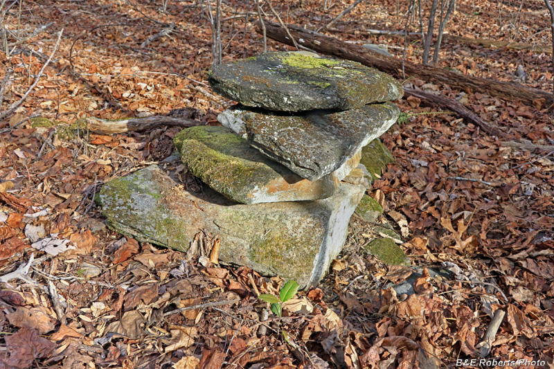 Stacked_rock_corner