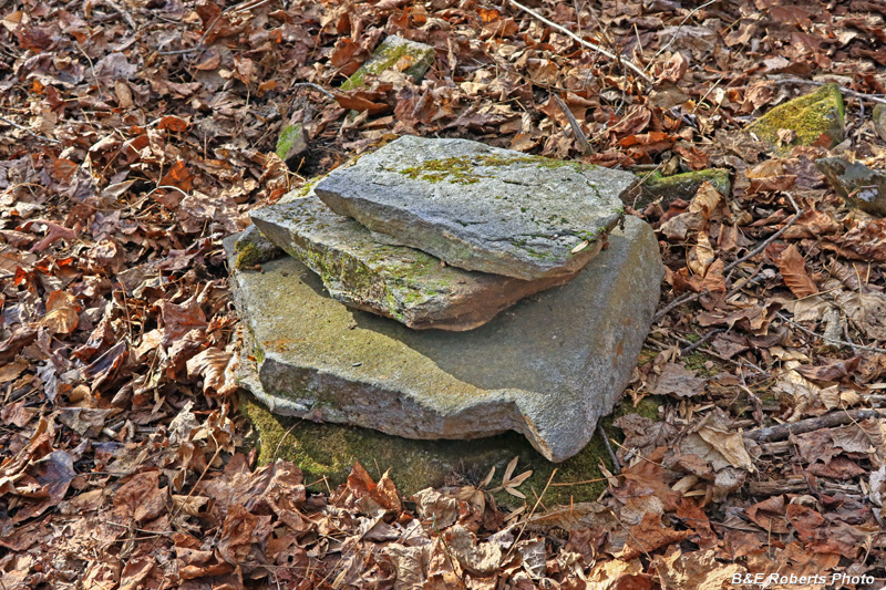 Stacked_rock_corner