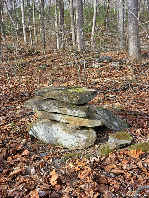 Stacked_rock_corner