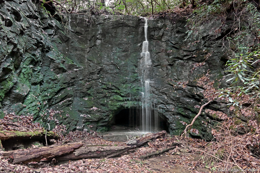 Tunnel-east