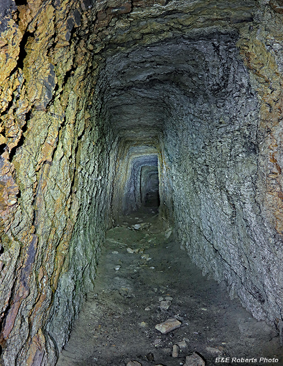 Tunnel_1