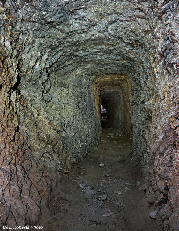 Tunnel_1